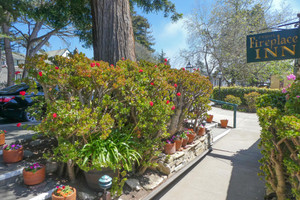 Imageabout Welcome to the Carmel Fireplace Inn!